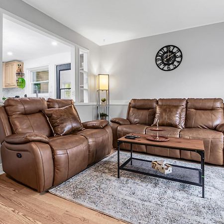 Beautiful 2 Bdr South Shore Montreal Longueuil Exterior foto